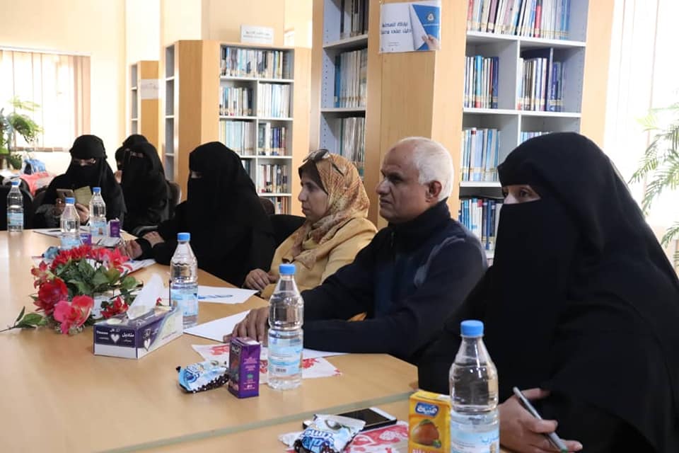 مناقشة بحث تخرج الدفعة السابعة من قسم القباله (كلية العلوم الطبية)