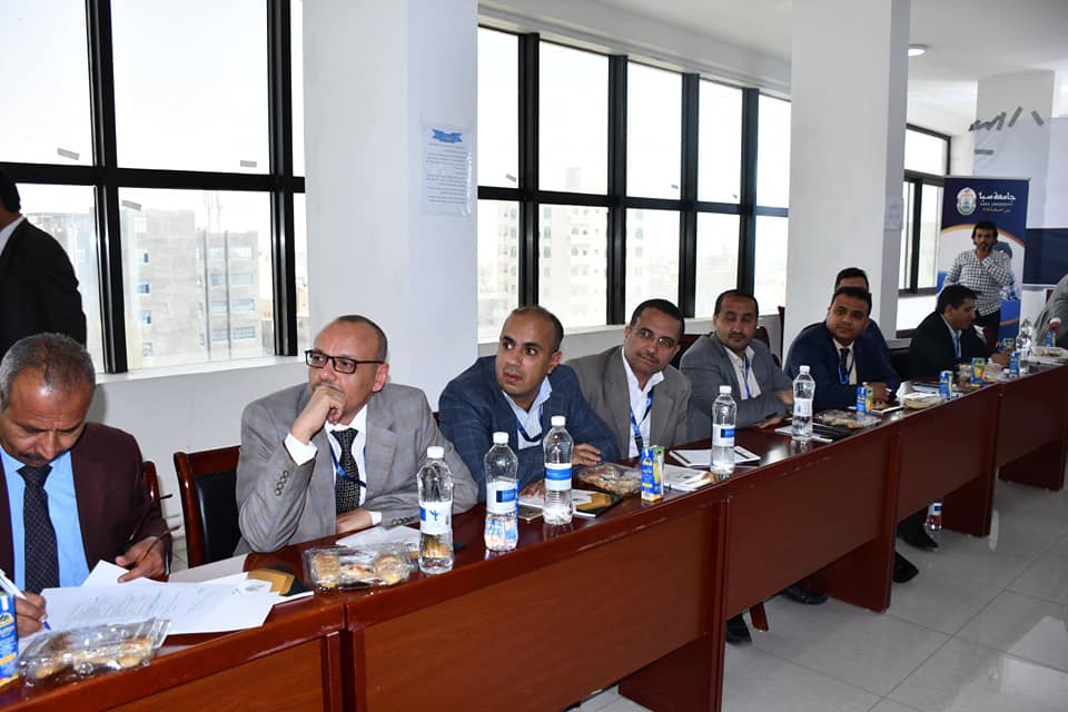 "نائب رئيس الجامعة وعميد كُلية الهندسة وتكنولوجيا المعلومات يُشاركان بحلقة تقاش حول تخصصات الحاسوب في مؤسسات التعليم العالي بين مواكبة الحداثة وواقع ومتطلبات سوق العمل" نظمتها كلية الحاسوب وتكنولوجيا المعلومات "