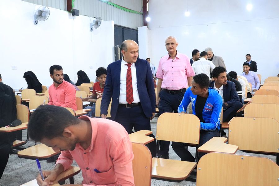 "متابعة سير الاختبارات النهائية من كُلية العلوم الطبية"