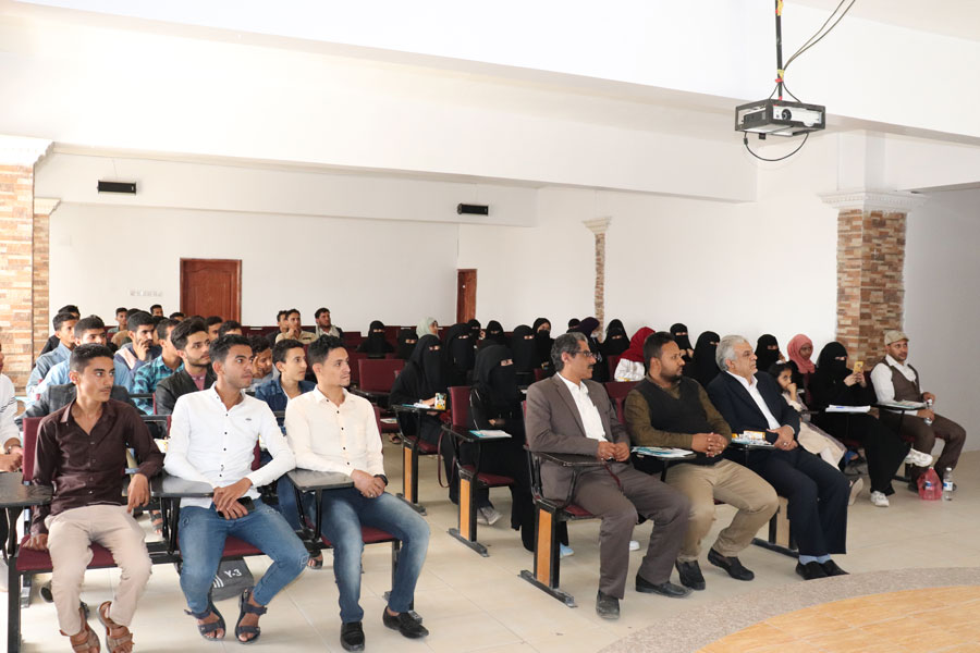 جامعة آزال للتنمية البشرية تنفذ المرحلة (الثانية) لتدريب خريجي الثانوية العامة.