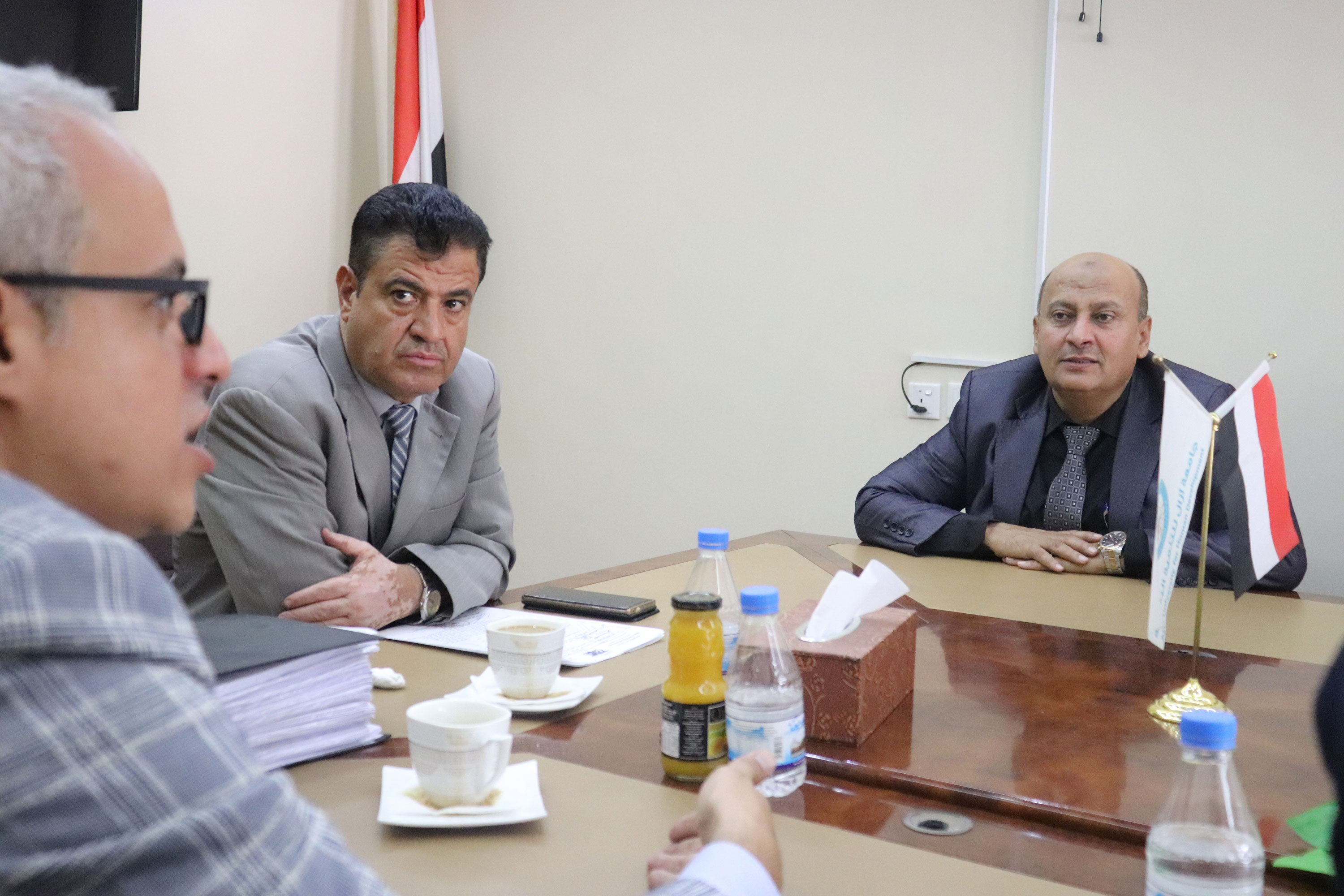 "لجان تقييم وزارة التعليم العالي والبحث العلمي في زيارة لجامعة آزال للتنمية البشرية"
