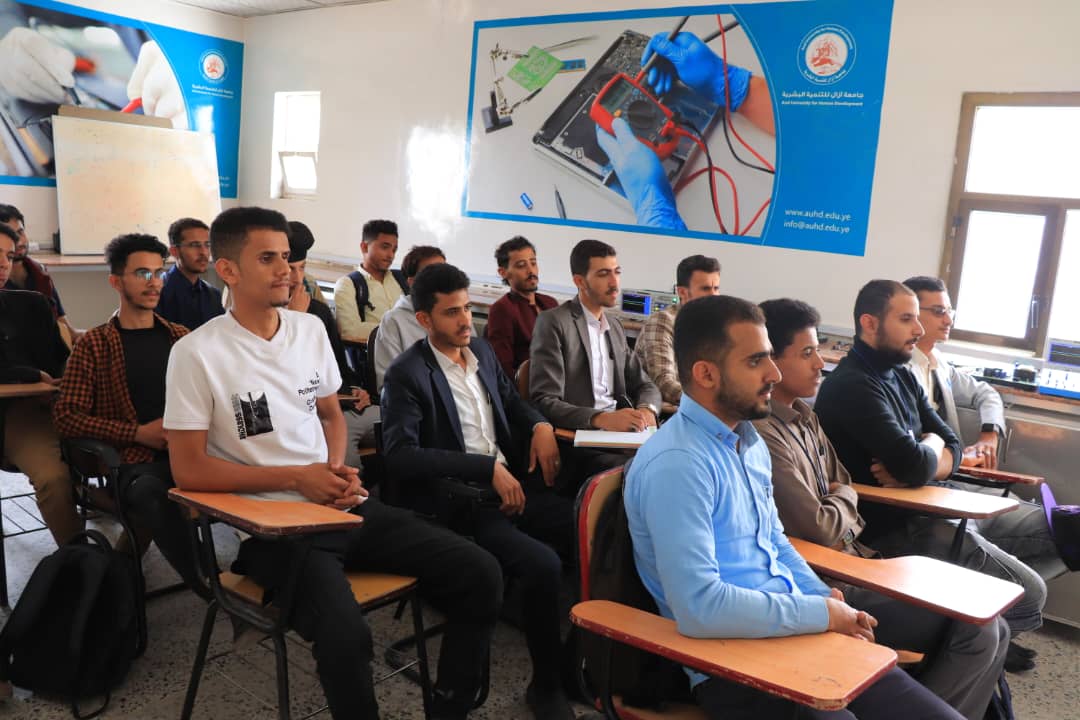 المعايير الدولية في ثوب محلي.. قصة ريادة جامعة آزال في العلوم الطبية والصحية