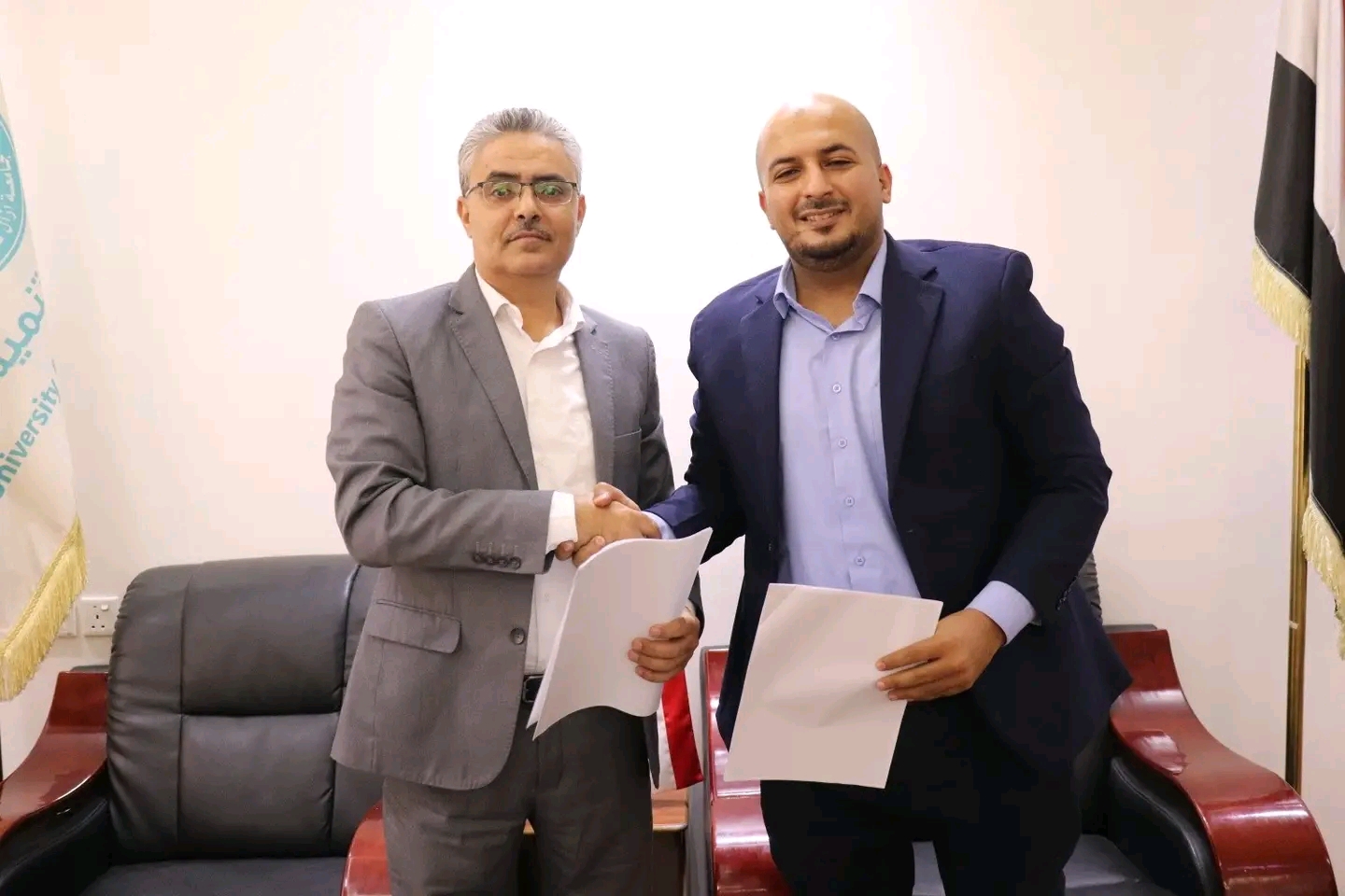 جامعة آزال للتنمية البشرية توقع اتفاقية شراكة استراتيجية مع شركة "ديب سيفر" للحلول الرقمية والأمن السيبراني